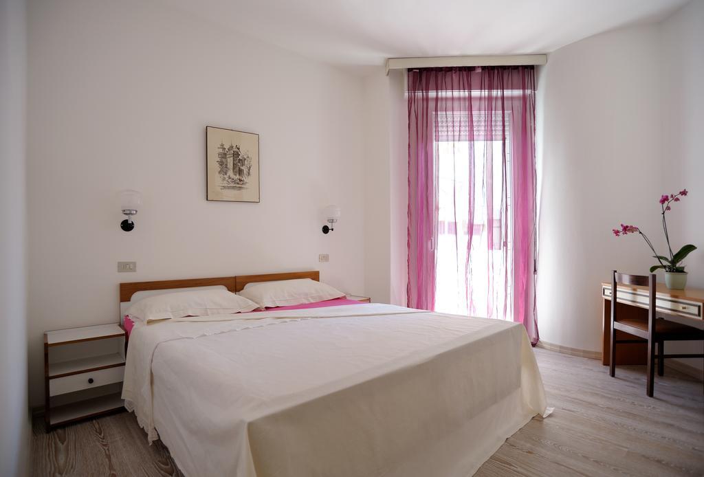 Solemare Hotel E Residence Misano Adriatico Δωμάτιο φωτογραφία
